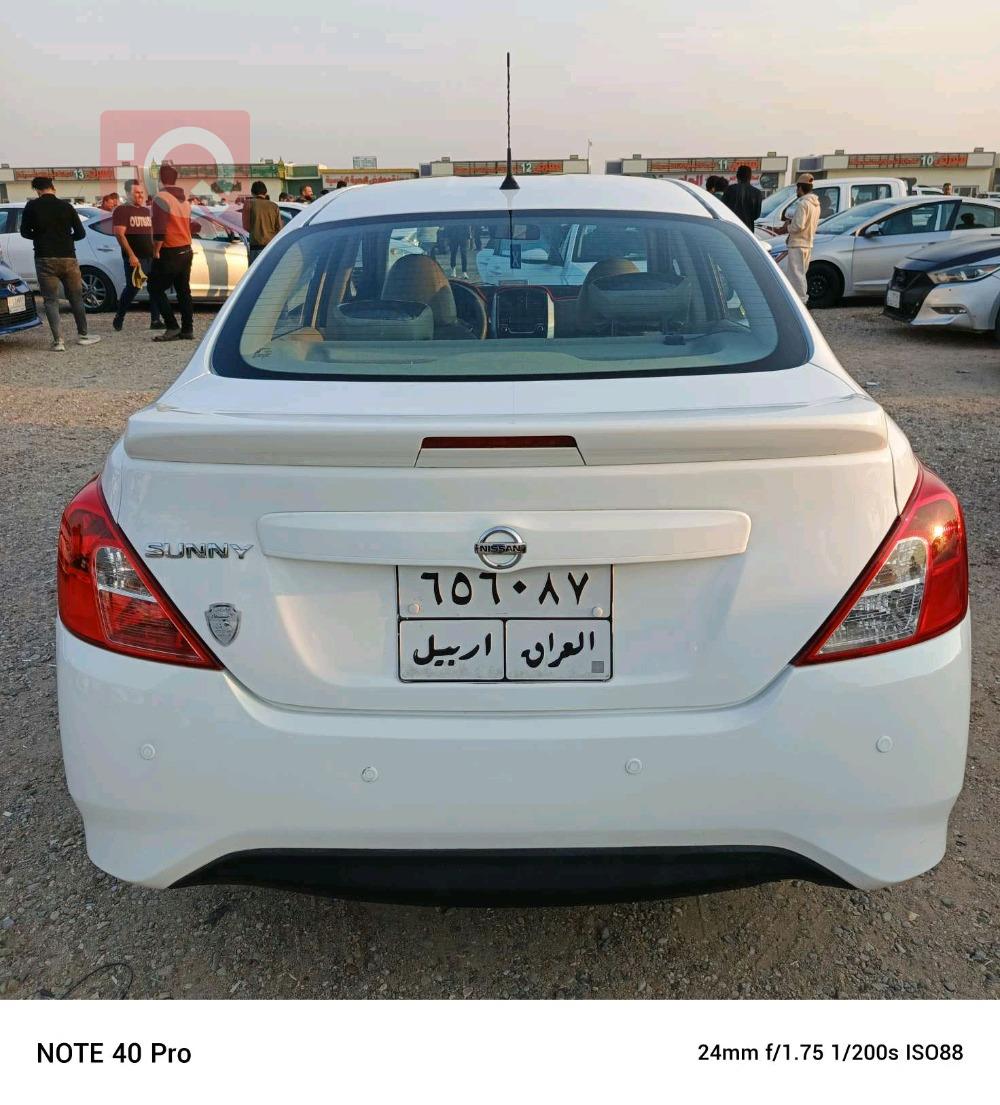 نیسان سەنی